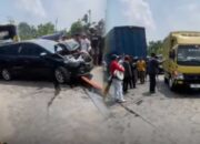 Polisi Berlakukan Sistem Buka Tutup, Evakuasi Kendaraan Kecelakaan Beruntun di Pamuruyan Cibadak Sukabumi