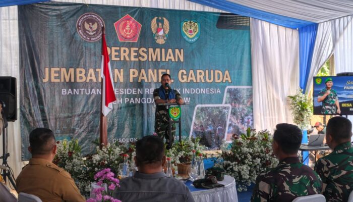 Pangdam III/Siliwangi Resmikan Jembatan Panel Garuda Bantuan Presiden di Cisolok Sukabumi