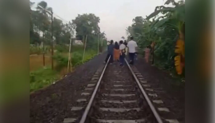 Seorang Pria Tewas Tertabrak Kereta di Cisaat Sukabumi