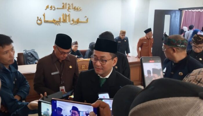 Gerakan Seribu Sehari Dedi Mulyadi Tuai Penolakan Warga Tasikmalaya