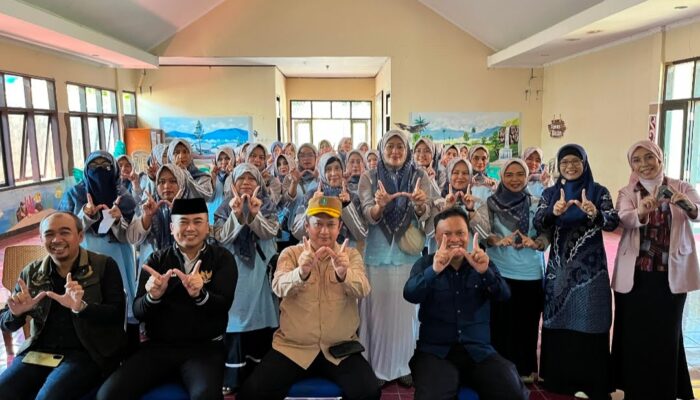 Kampung Wakaf ke-13 Resmi Berdiri di Cikundul, Kader Posyandu Jadi Pelopor Gerakan Wakaf Uang