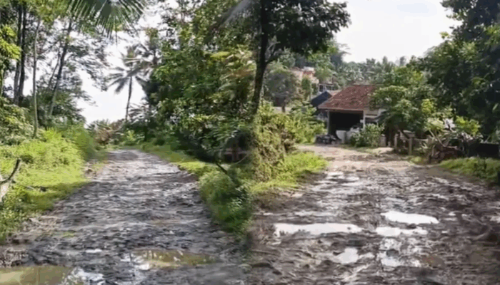 Andri Hidayana Fokus Perjuangkan Perbaikan Jalan Rusak di Pajampangan