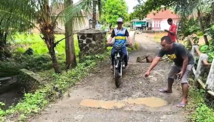 Jembatan Bojong Gadog di Ciracap Nyaris Ambruk, Warga Cemas Kehilangan Akses Antar Desa