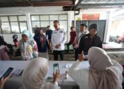 Ayep Zaki Tinjau Penyaluran BLT, 5.200 Warga Kota Sukabumi Terima Bantuan Rp900 Ribu