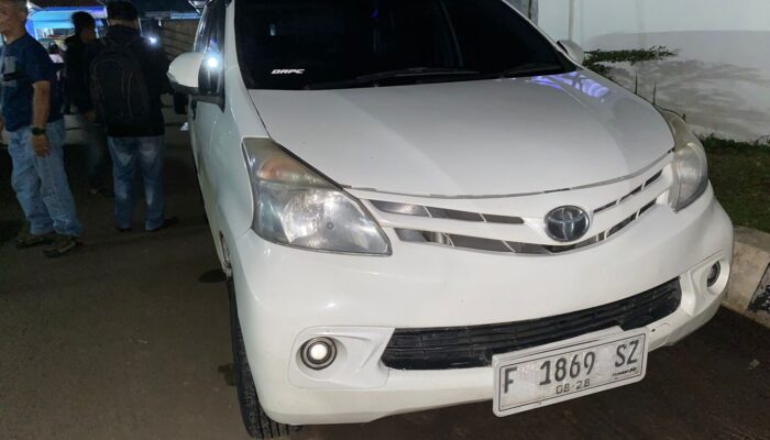Innalillahi! Seorang Perempuan Ditemukan Tewas Dalam Mobil Avanza di Cikidang Sukabumi