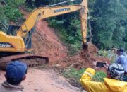 Hujan Deras Picu Longsor di Ciemas Sukabumi, Jalur Tamanjaya-Cigaru Sempat Terputus