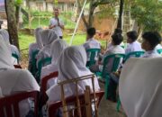 Hasim Adnan Kenalkan Pentingnya Pendidikan Politik Demokrasi kepada Pelajar Sukabumi