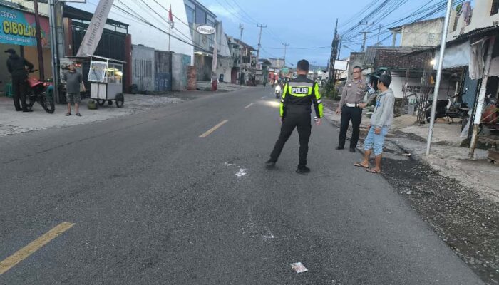 Brak! Motor Tabrak Pejalan Kaki di Cibolang Sukabumi, Dua Orang Luka-luka
