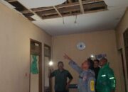 Ngeri! Rumah Warga Parakansalak Sukabumi Tersambar Petir