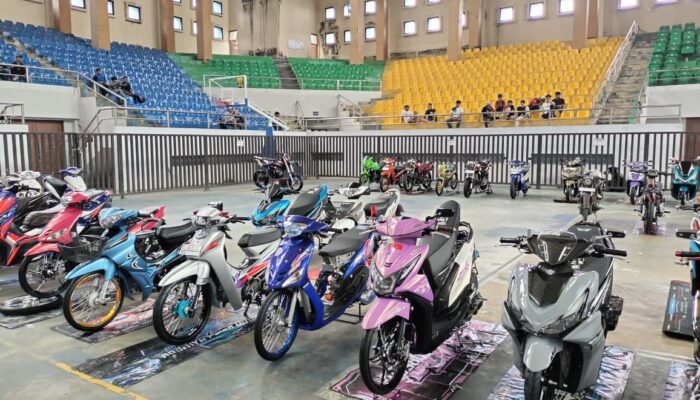 Memukau! Satu Dekade Classic Biker Palabuhanratu Pamerkan Motor Tua hingga Chopper Custom