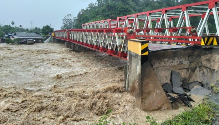 24 Tewas dalam Bencana Banjir dan Longsor di Sumut, 5 Masih Hilang