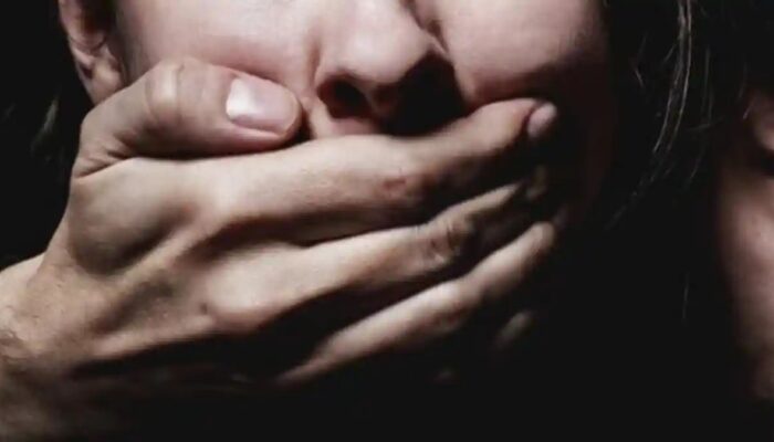 Ngeri! Siswi SMP Dibekap Pria Tak Dikenal di Nagrak Sukabumi