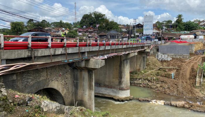 Ironi Proyek Jembatan Pamuruyan Sukabumi: Yang Lama Diperbaiki, Yang Baru Terbengkalai 4 Tahun