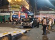 Rem Blong di Tengah Kota, Truk Wing Box Hantam Beruntun Empat Kendaraan di Jalan Ahmad Yani Sukabumi