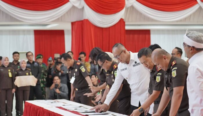 Pemkot Sukabumi Teken MoU dengan Kejaksaan Negeri, Siap Terapkan Pidana Kerja Sosial Mulai Januari 2026