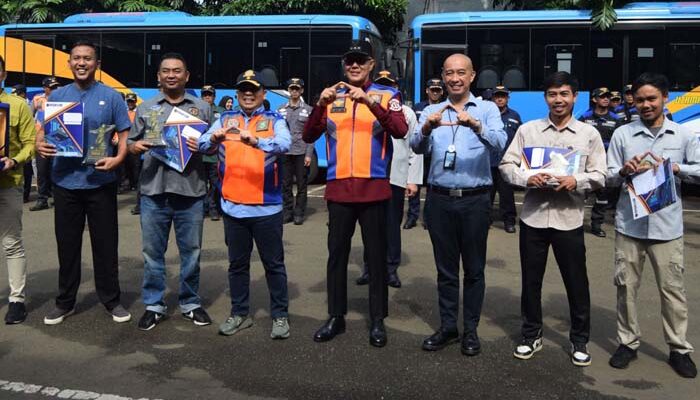 Wali Kota Sukabumi Sampaikan Selamat kepada Para Juara Turnamen Mini Soccer Harhubnas 2025