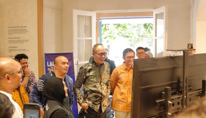 Ayep Zaki Buka Pameran LawungKala, Soroti Potensi Kreativitas Muda Sukabumi