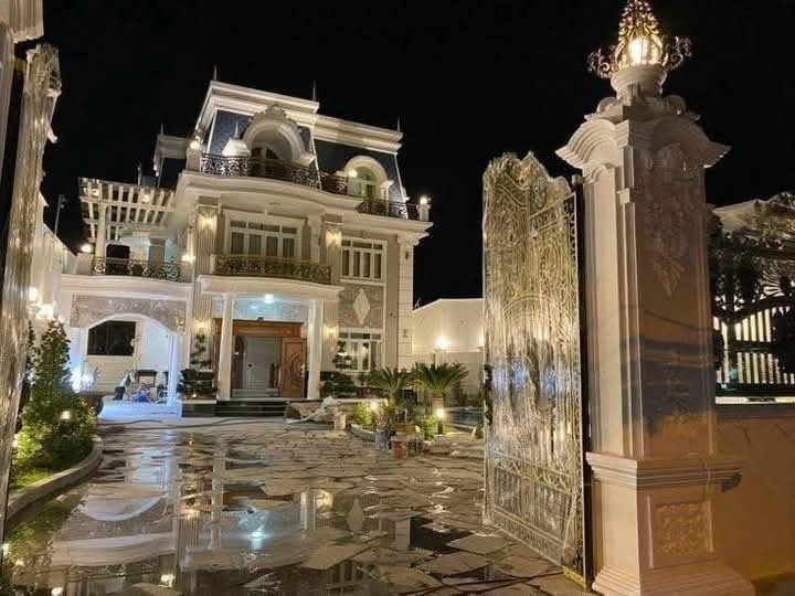 Perspektif Islam tentang Harta yang Kehilangan Keberkahannya