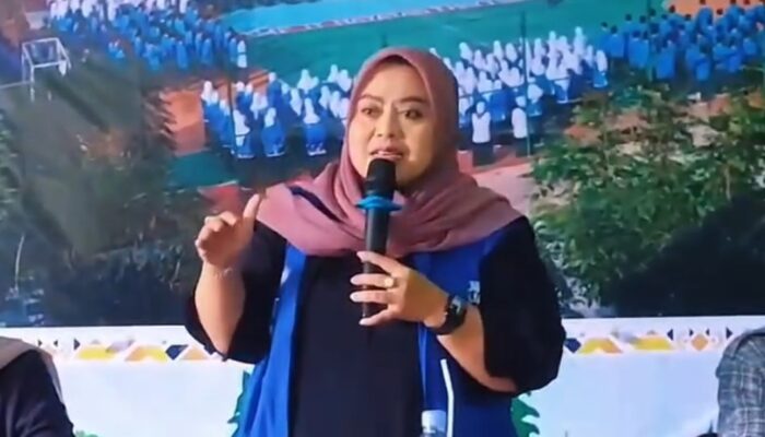 Dessy Susilawaty Gelar Program “DPRD Mengabdi” di SMP IT Hayatan Thoyyiban Sukabumi