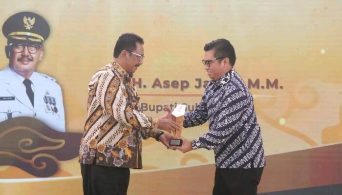 Pemkab Sukabumi Raih DetikJabar Award 2025, Bupati: Kolaborasi Jaga CPUGGp Tetap Mendunia