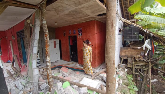 Hujan Deras Picu Pergerakan Tanah Susulan di Kampung Gempol Sukabumi, Warga Kembali Mengungsi