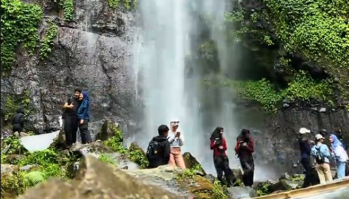 Curug Cibeureum, Destinasi Wisata Alam Unggulan Kabupaten Sukabumi
