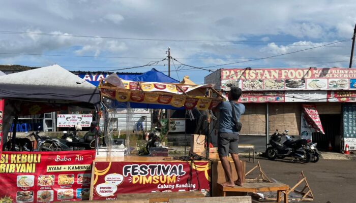 Angin Kencang Terjang Terminal Lama Sukabumi, Sembilan Lapak Pedagang Porak-Poranda