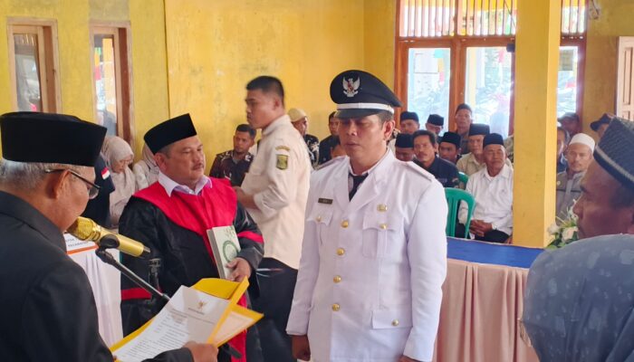 Dedi Dilantik Jadi Kades PAW Mekarmukti, Fokus Jaga Stabilitas dan Percepat Layanan Desa