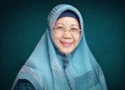Almarhumah Hj. Imas Siti Syarah, qoriah legendaris asal Sukabumi.