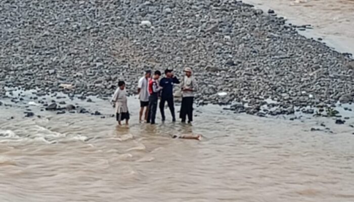 Warga Simpenan Sukabumi Digegerkan Penemuan Mayat di Sungai Cidadap