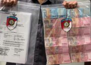 Barang bukti kasus dugaan korupsi dana BLT Desa Karangtengah, Kecamatan Cibadak, Kabupaten Sukabumi.