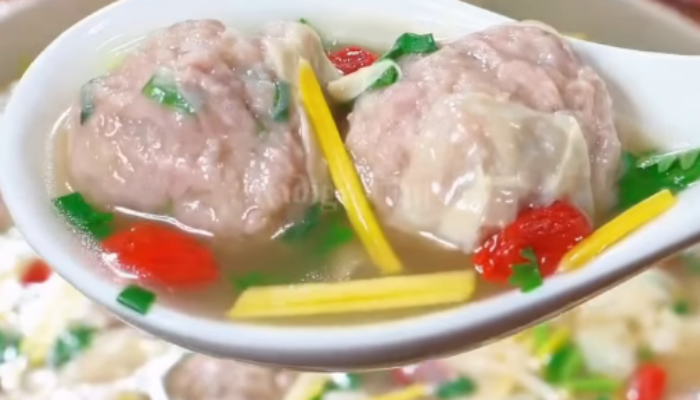 Bakso Semeru Ala Sukabumi, Kenyal Gurih dengan Kuah Hangat yang Bikin Nagih