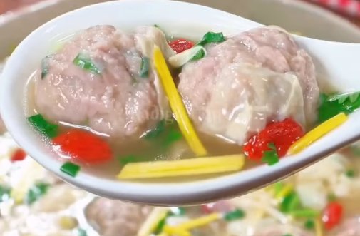 Bakso Semeru Ala Sukabumi, Kenyal Gurih dengan Kuah Hangat yang Bikin Nagih