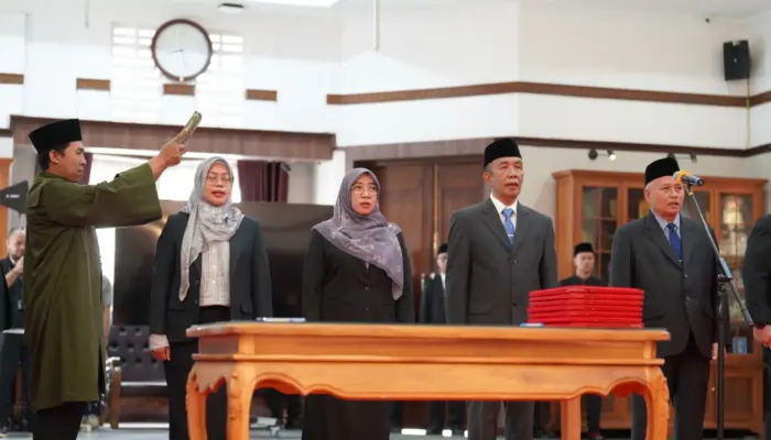 Mutasi Pejabat Pemkot Sukabumi, Ayep Zaki Tekankan Birokrasi Dinamis dan Inovatif