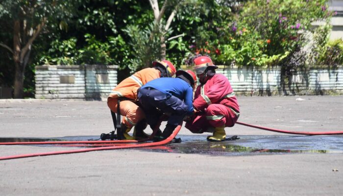 Uji Kecepatan dan Ketepatan Respon, Damkar Sukabumi Matangkan Personel Hadapi Ancaman Kebakaran