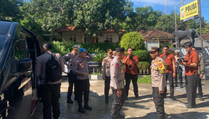 Kapolda Jabar Kunjungi Polsek Jampangkulon, Pengamanan Berjalan Aman dan Kondusif