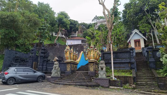 Imlek di Vihara Loji Sukabumi Lebih Tenang, Akses Jalan Rusak Pengaruhi Kunjungan