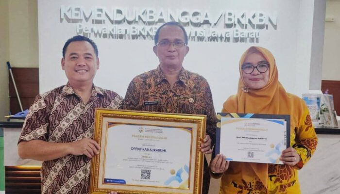 DPPKB Kabupaten Sukabumi Borong Dua Penghargaan di Jabar, Akseptor KBPP Tembus 7.247