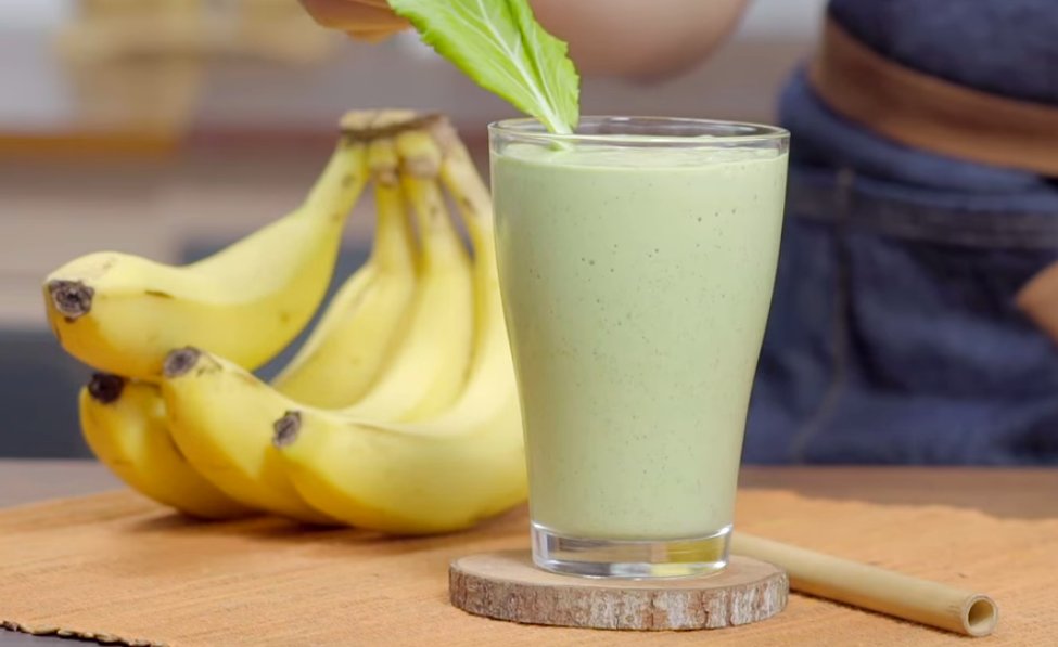 Menu Buka Puasa ala Sukabumi: Smoothies Pisang Yogurt Sayur yang Segar dan Menyehatkan