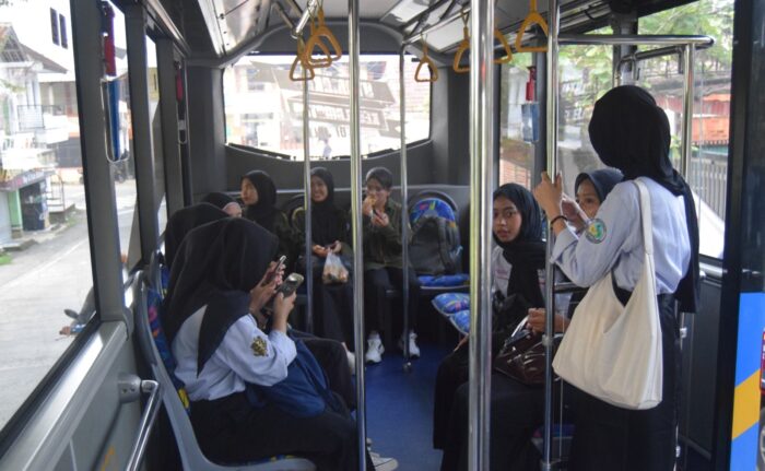 Bus Dishub Kota Sukabumi