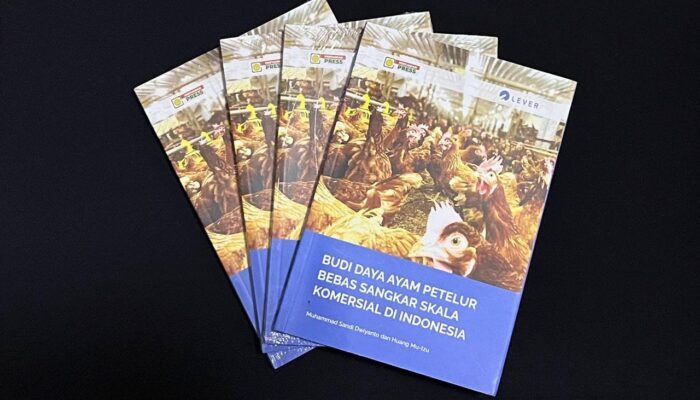 Ini Link Akses Gratis, Buku Panduan Ayam Petelur Cage-Free Pertama Terbit di Indonesia