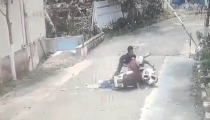 Berani! Security di Sukaraja Sukabumi Hadang Maling Motor Sempat Terseret Hingga Terpental