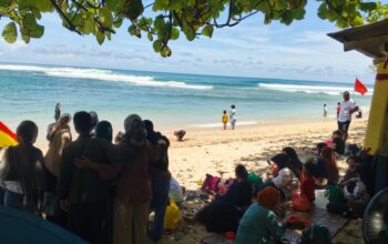 Libur Idul Fitri 2026, Pantai Cibuaya Ujunggenteng Mulai Dipadati Wisatawan 