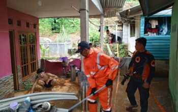 Longsor dan Banjir di Cibadak Sukabumi, Puluhan Rumah Warga Terdampak