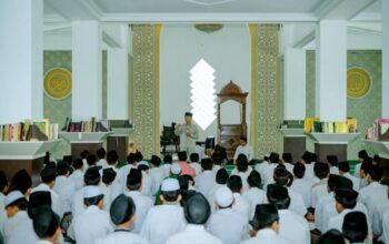 Wamen Dikdasmen Sambangi Ponpes Sunanul Huda Sukabumi, Kenang Masa Jadi Santri