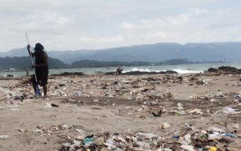 Video Tumpukan Sampah di Pantai Citepus Palabuhanratu Jadi Sorotan, DLH Sukabumi Siapkan Penanganan
