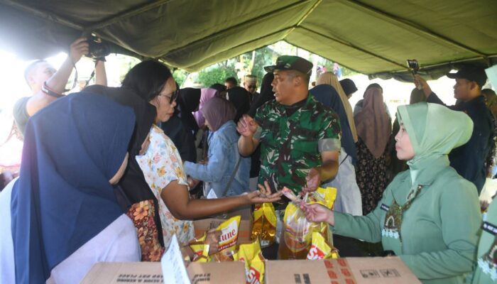 Kodim 0622 Sukabumi Gelar Bazar Ramadan di Palabuhanratu, Sembako Dijual Lebih Murah