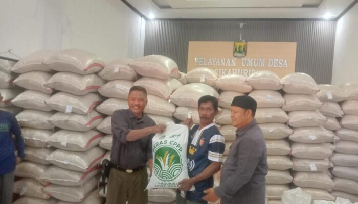Pemprov Jabar Kirim Bantuan Pangan untuk Nelayan dan Korban Banjir Bandang di Cisolok