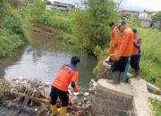 Sungai Tersumbat Sampah, BPBD Kota Sukabumi Antisipasi Ancaman Banjir di Baros