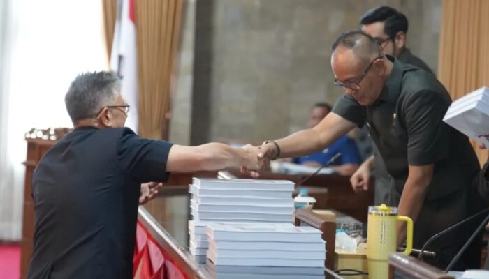 Aspirasi Warga Mengalir di Paripurna, Pemkot Sukabumi Fokus Benahi Infrastruktur